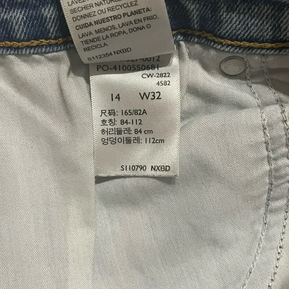 Levis Signature High Rise Shorts Size 14 Light Wash Pockets Belt Loops Pocket - Picture 5 of 5